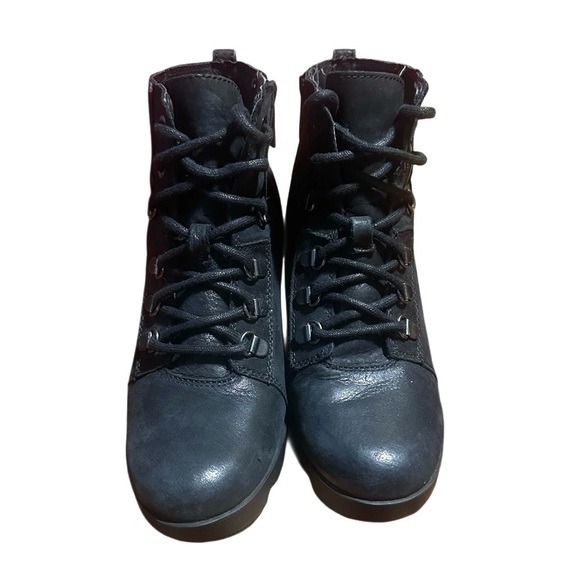 Sorel Joan up town wedge black leather size 7.5 - Picture 2 of 10